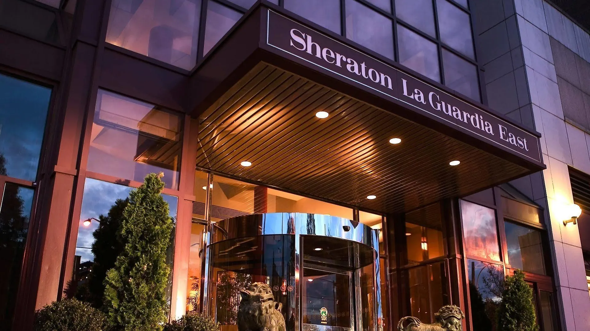 Sheraton Laguardia East Hotel New York 3*,  USA