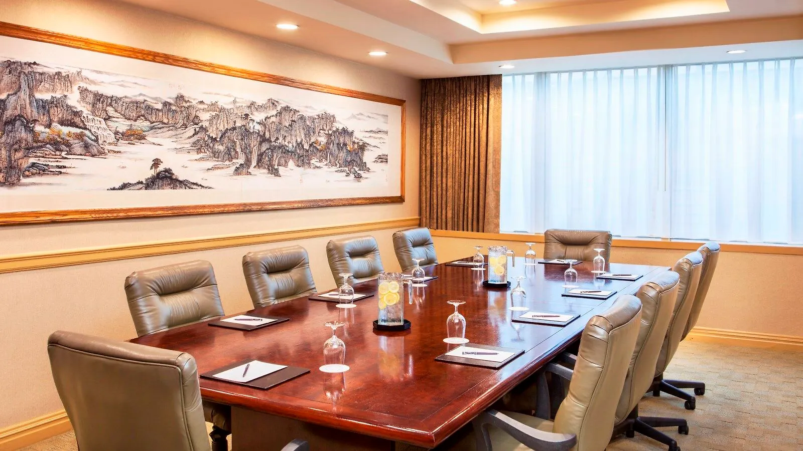 ***  Sheraton Laguardia East Hotel New York United States